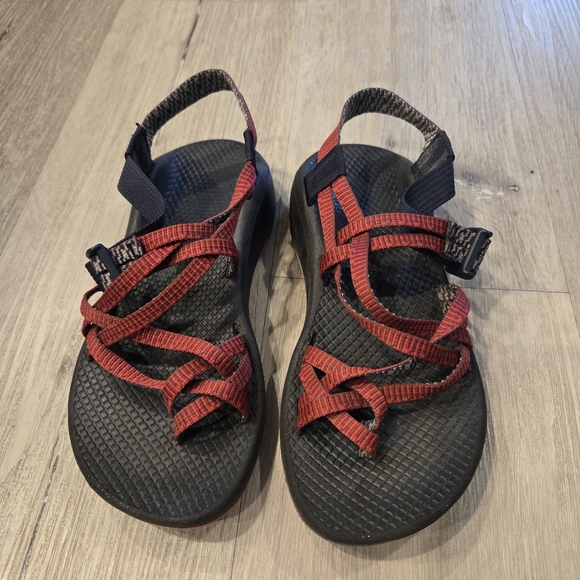 Chaco Womens Dual Adjustable Straps Classic Sandal Red Black Size 7 - Picture 1 of 4